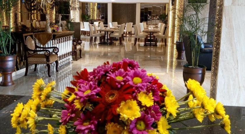 Prima In Hotel Malioboro Yogyakarta Exterior photo