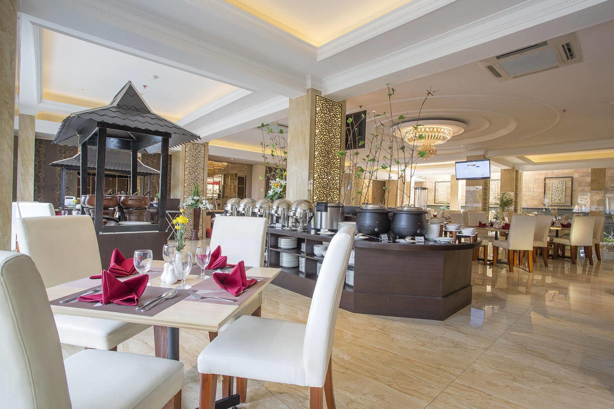 Prima In Hotel Malioboro Yogyakarta Exterior photo